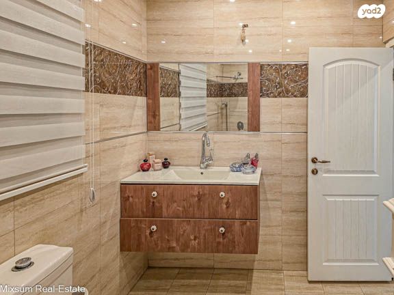 גג/ פנטהאוז, האתרוג, עג'מי, גבעת העליה, תל אביב יפו