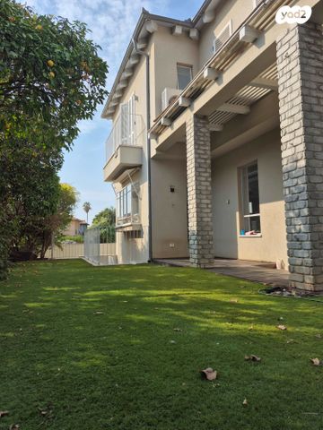 בית פרטי/ קוטג', השחף, קדימה צורן