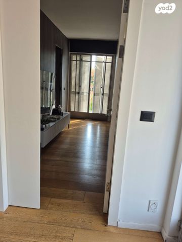 בית פרטי/ קוטג', השחף, קדימה צורן