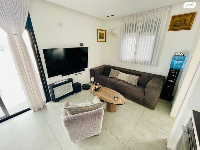 גג/ פנטהאוז, הרב יצחק הלוי, גרין ועם, חולון