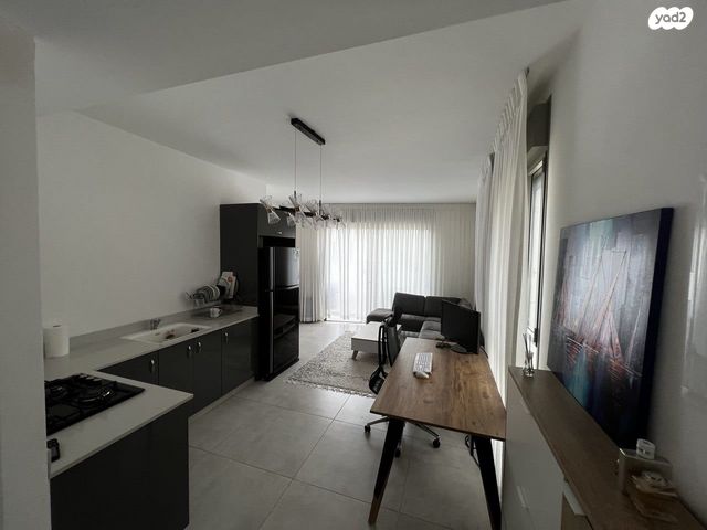 גג/ פנטהאוז, שמואל ירחינאי, צהלון, שיכוני חסכון, תל אביב יפו