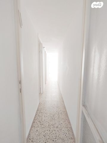 דירה, סמואל לואיס הרברט, השומר, ראשון לציון