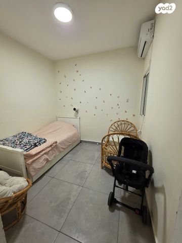 דו משפחתי, קרית אלון, פתח תקווה