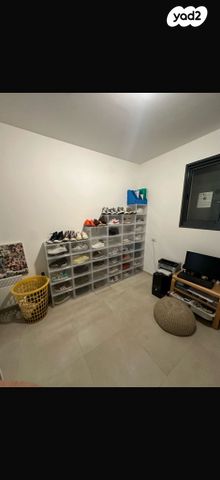 דירת גן, מבשרת ציון