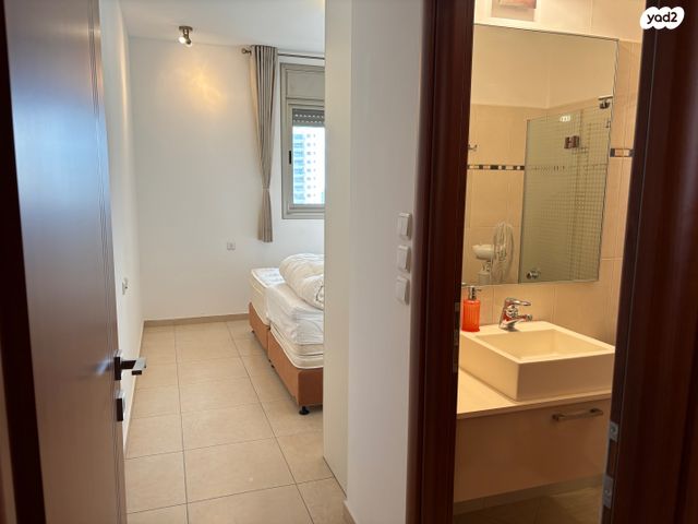 דירה, אבן חן, נווה ים, ראשון לציון