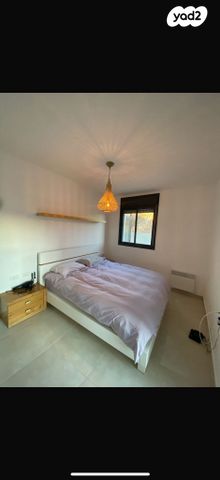 דירת גן, מבשרת ציון