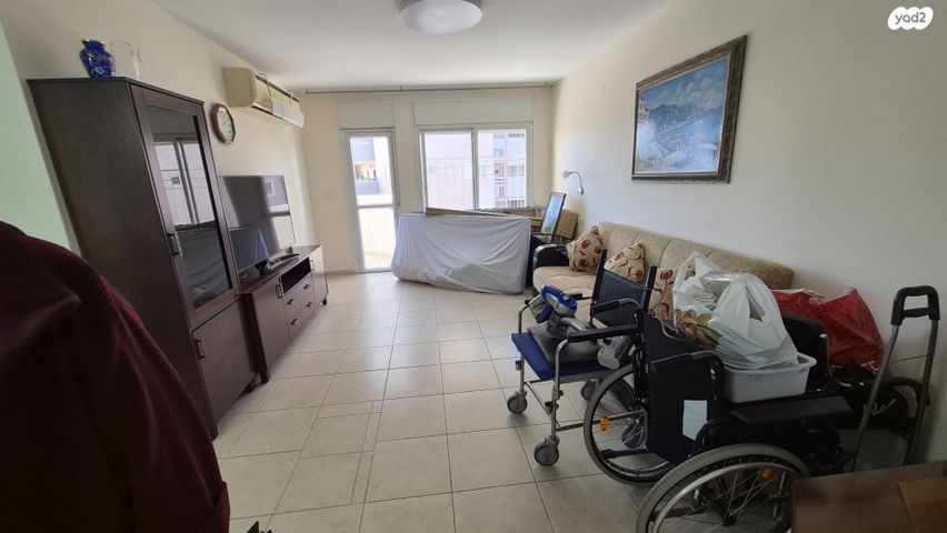 דירה, החשמונאים 70, קרית מוצקין