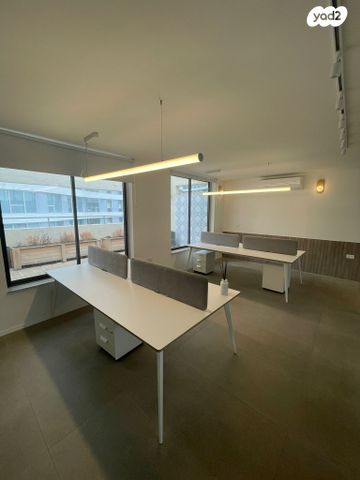 גני שרונה, קרית הממשלה