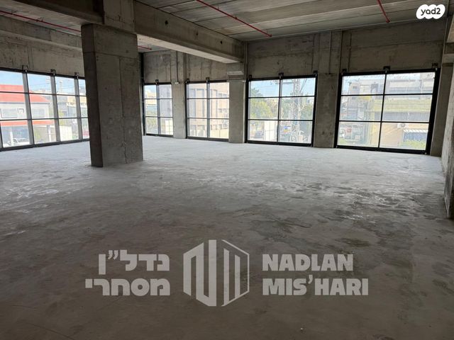 מחסנים, הכשרת היישוב, מב"ת מערב, אזור תעשייה חדש, ראשון לציון