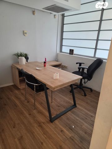 משרדים, דרך מנחם בגין, מונטיפיורי, הרכבת, תל אביב יפו