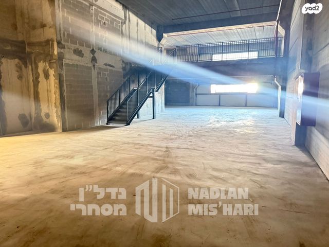 מחסנים, פארק עסקים ירקון / אזור תעשיה סגולה, פתח תקווה