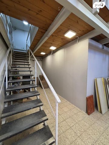 מחסנים, השיש, אזור תעשיה מפרץ, חיפה