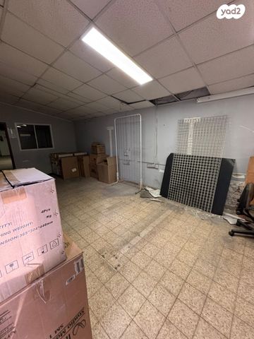 מחסנים, השיש, אזור תעשיה מפרץ, חיפה