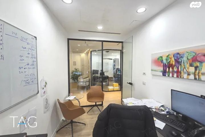 משרדים, תובל 40, רמת גן