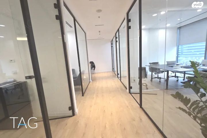 משרדים, תובל 40, רמת גן