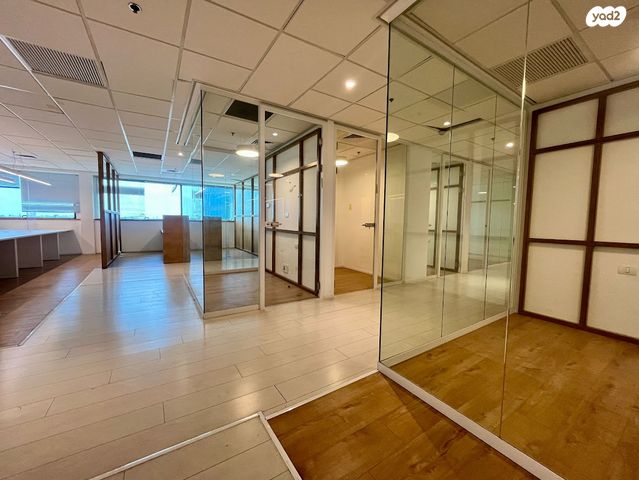 משרדים, שוהם, בורסה, רמת גן