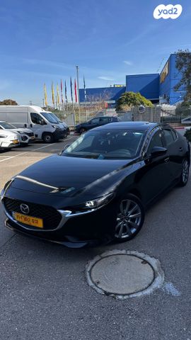 מאזדה 3