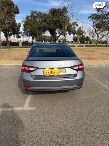 מודעת רכב סקודה סופרב