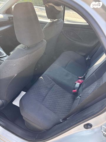 טויוטה יאריס