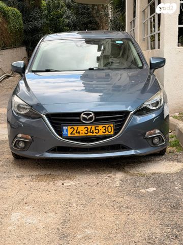 מאזדה 3