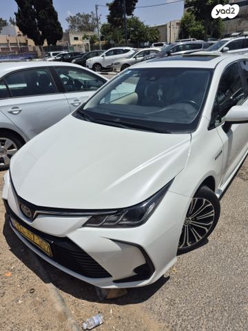 מודעת רכב טויוטה קורולה