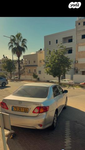 מודעת רכב טויוטה קורולה