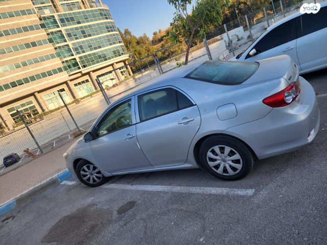 טויוטה קורולה