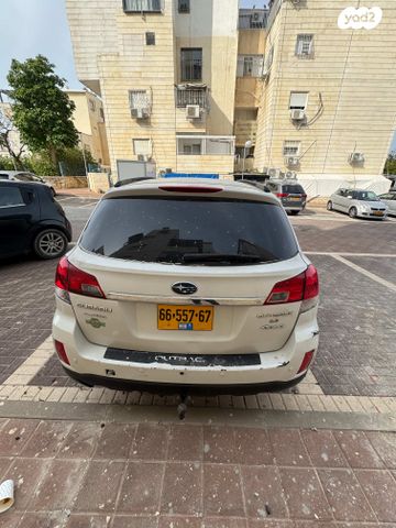 מודעת רכב סובארו אאוטבק