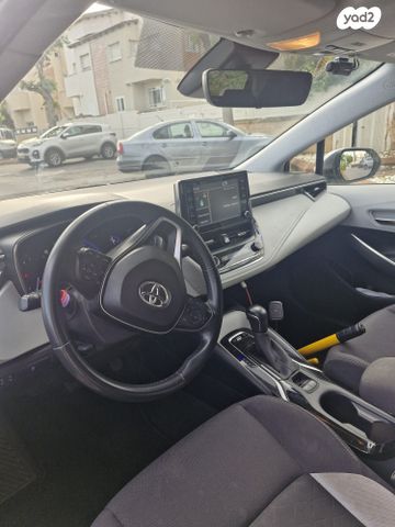 טויוטה קורולה