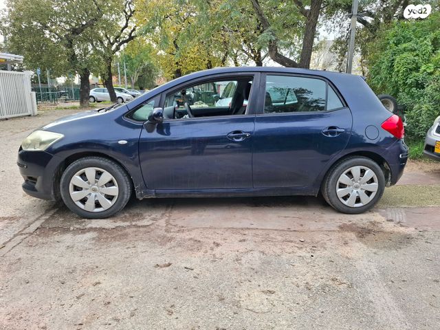 מודעת רכב טויוטה אוריס