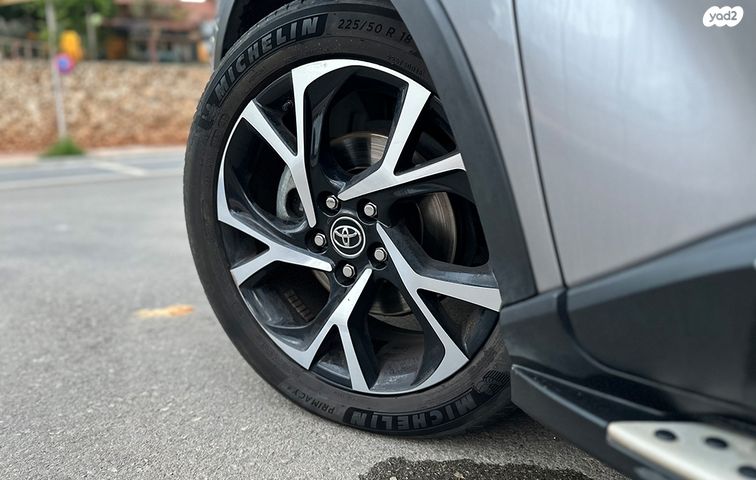 טויוטה C-HR
