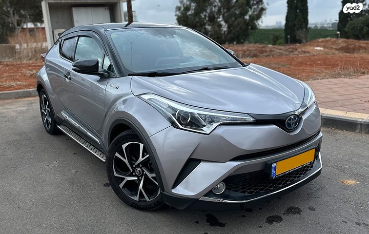 טויוטה C-HR