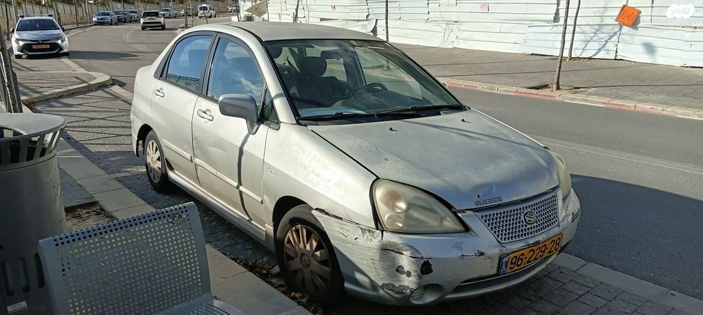 סוזוקי ליאנה