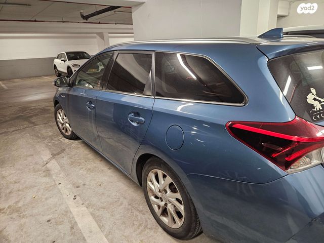 טויוטה אוריס