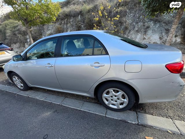 טויוטה קורולה