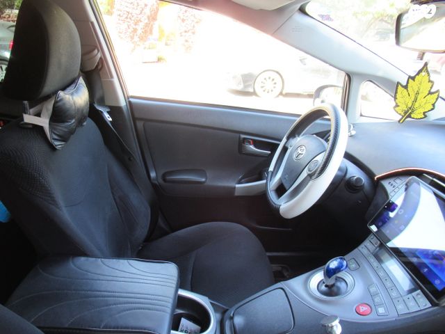 טויוטה פריוס