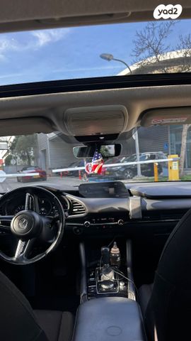 מודעת רכב מאזדה 3