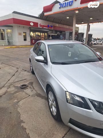 סקודה אוקטביה