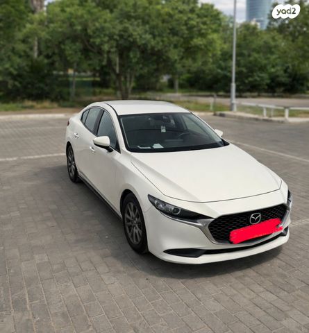 מאזדה 3