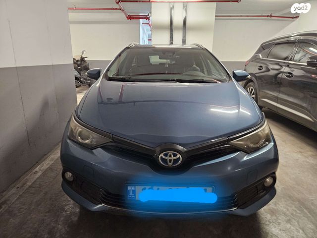 מודעת רכב טויוטה אוריס