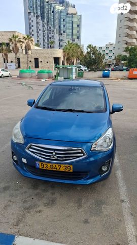 מודעת רכב מיצובישי אטראז'