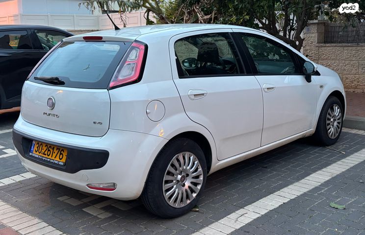 מודעת רכב פיאט פונטו