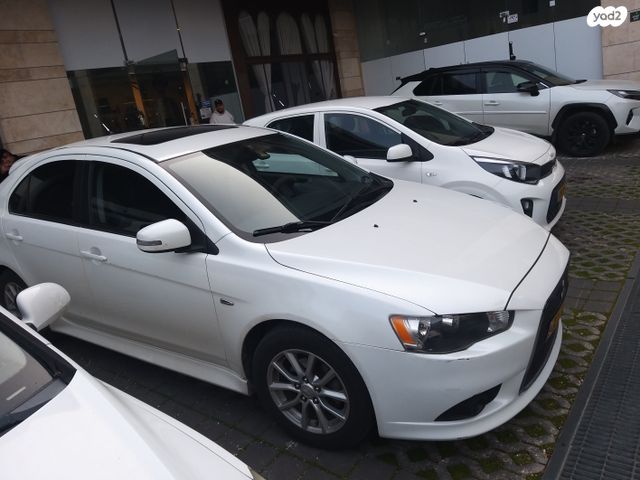 מיצובישי לנסר