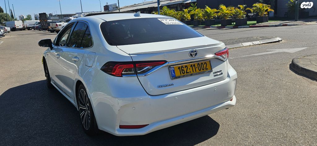 טויוטה קורולה