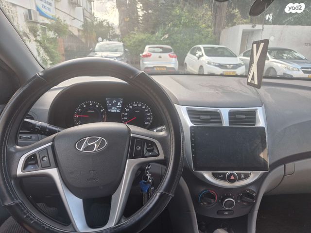 מודעת רכב יונדאי אקסנט i25