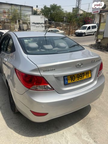 יונדאי אקסנט i25