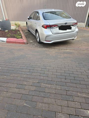 טויוטה קורולה
