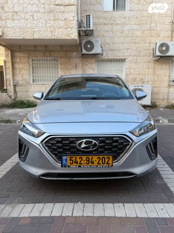 יונדאי איוניק