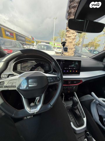 מודעת רכב סיאט ארונה