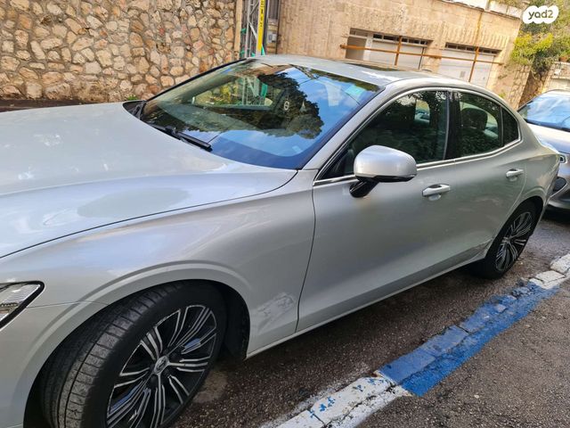 וולוו S60